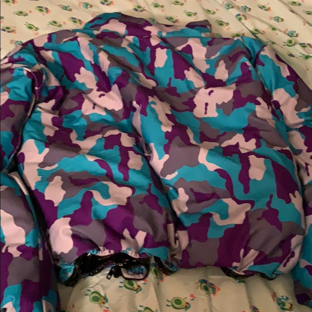 Bubble Coat - Picture 2 of 4